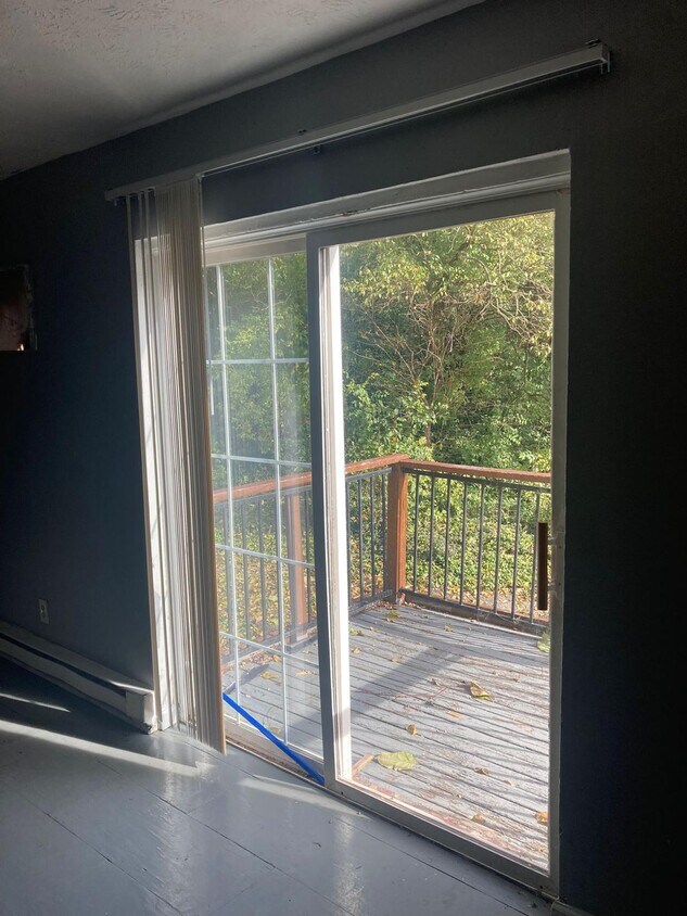 Foto principal - 2486 White St