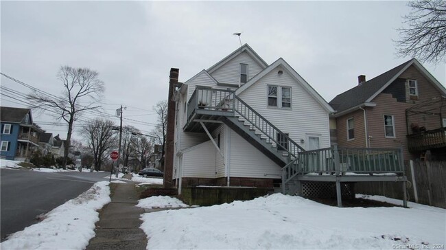 Building Photo - 59 Judd St