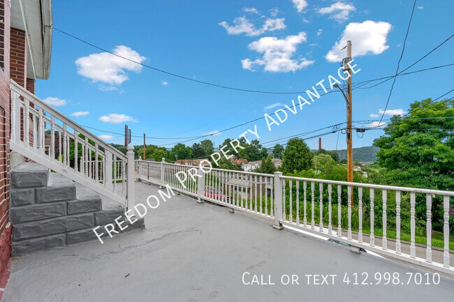 Foto del edificio - 225 Sylvan-