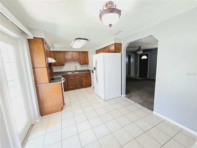 Foto del edificio - 1402 N Bracewell Dr