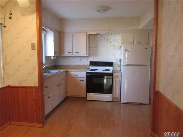Building Photo - 3506 Princeton Dr N