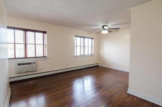 Building Photo - 26 Windsor Terrace