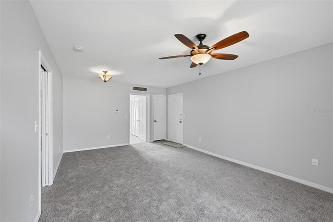Building Photo - 10342 Carrollwood Ln