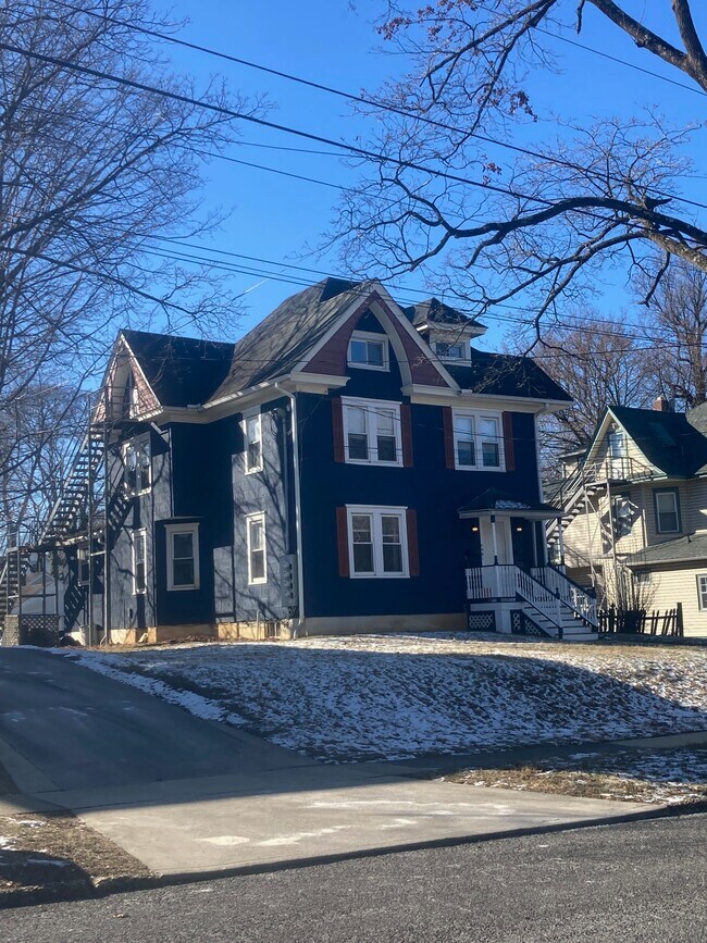 Foto del edificio - 308 7th Ave