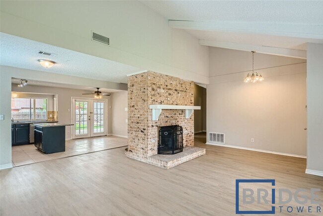 Foto del edificio - 306 Trailridge Dr