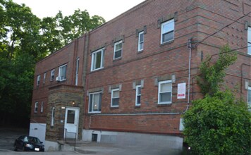 Building Photo - 948 Ludlow Ave