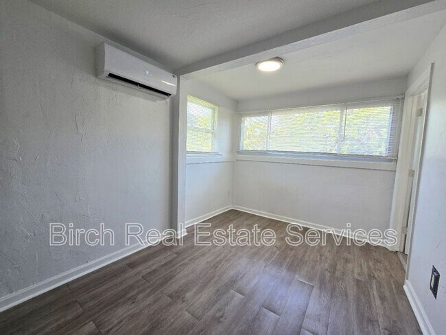 Foto del edificio - 837 10th Ave N