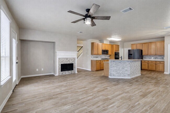 Foto del edificio - 5410 Linden Grove Ct