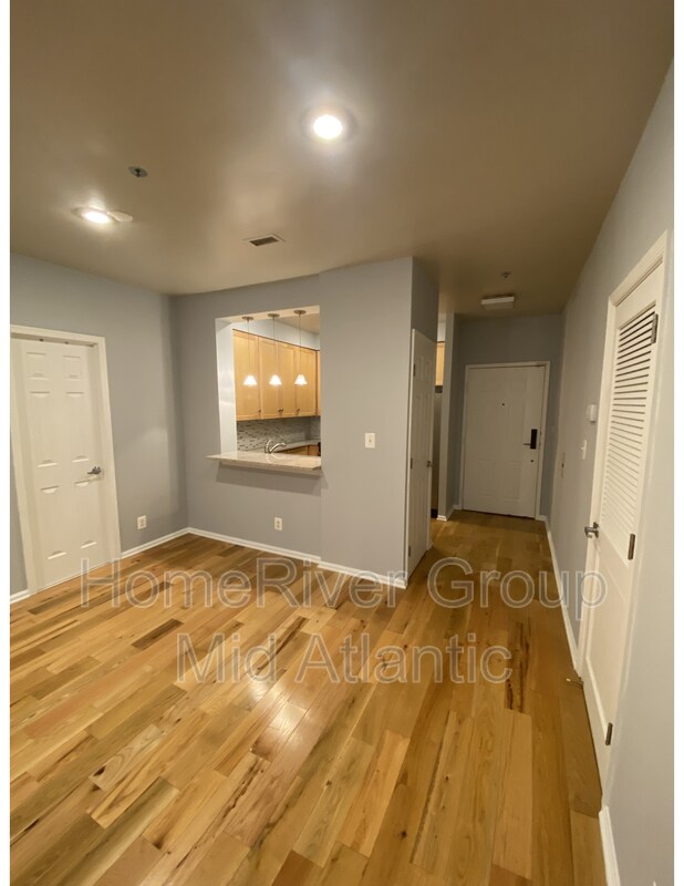 1200 Braddock Pl Unit Apt 104, Alexandria, VA 22314 Condo for Rent in Alexandria, VA