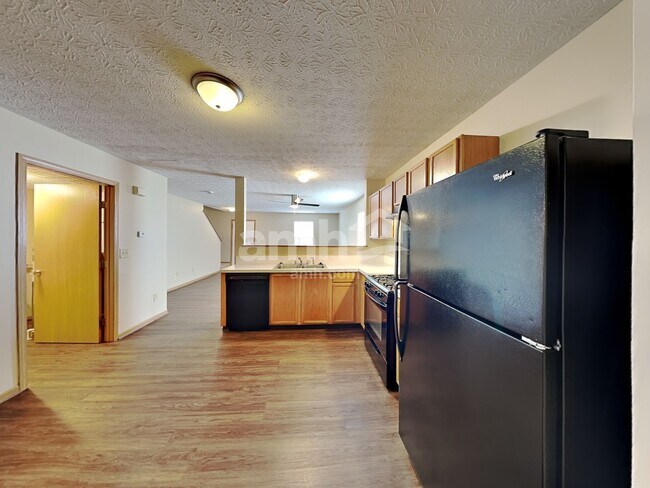 Foto del edificio - 7523 Canal Highlands Blvd