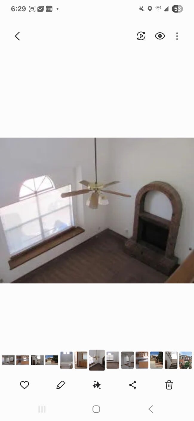 Building Photo - 4617 Loma De Cobre Dr