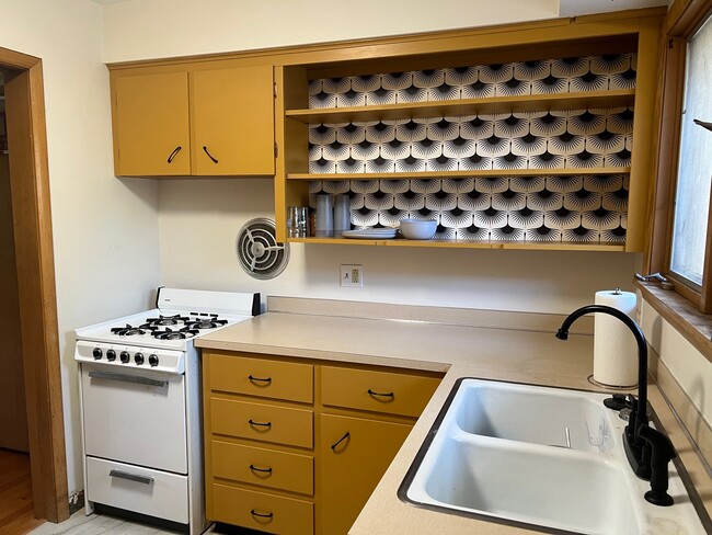 Foto del edificio - 1755 Arrowhead Dr