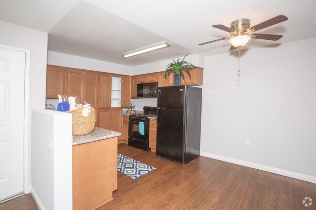 1 habitación, 1 baño - Santa Cruz - Parkwood at Polo Grounds