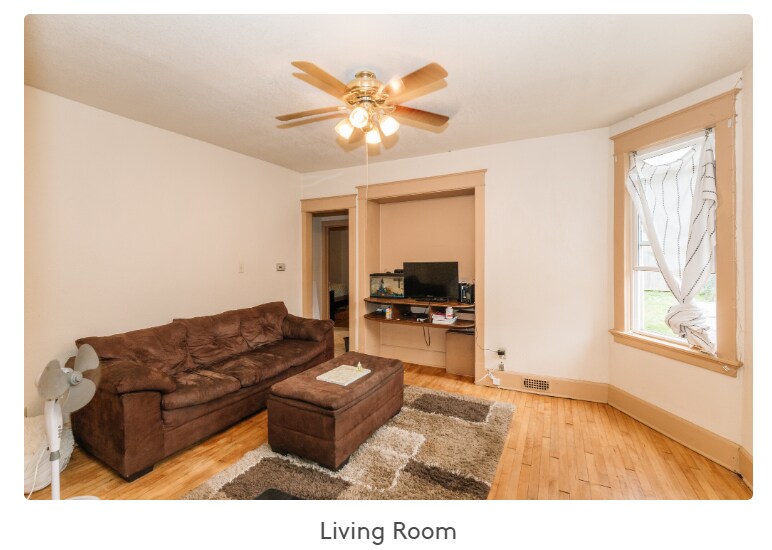 Living Room - 2840 N Bartlett Ave