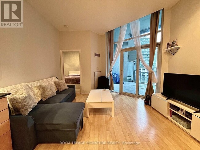 Building Photo - 58 Marine Parade Dr