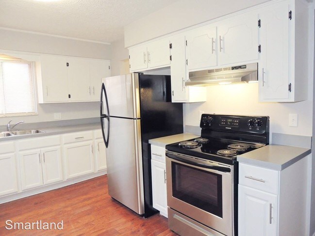 Foto del edificio - 26397 Brush Ave