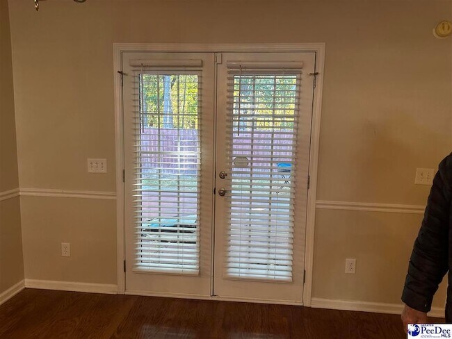 Foto del edificio - 438 Quail Pointe Dr