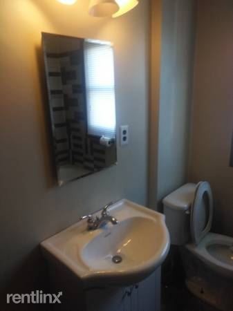 Foto del edificio - 2377 Pontiac St