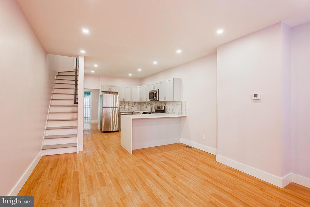 Foto principal - 1317 N Myrtlewood St