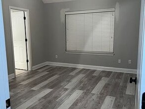 Building Photo - 4236 Louden Dr