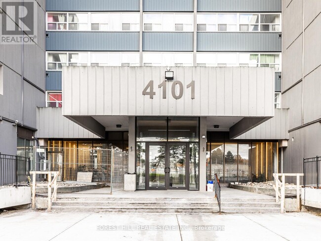 Photo du bâtiment - 4101 Sheppard Ave E