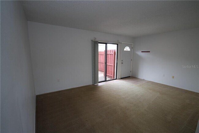 Building Photo - 416 San Gabriel St