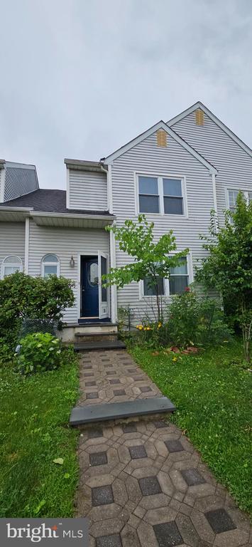 Primary Photo - 126 Bradford Ln