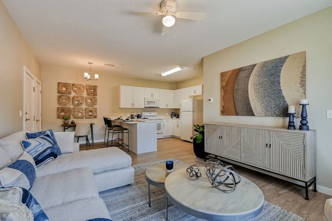 Building Photo - Brookfield Apartments