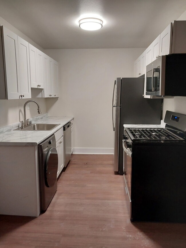 Building Photo - Sunnyslope Estates