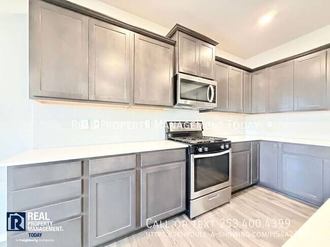 Building Photo - 18746 107th Ave Ct E