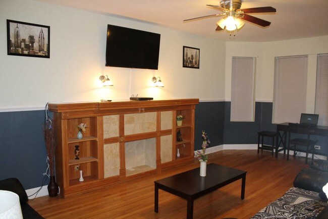 Foto del edificio - 3565 W Lyndale St