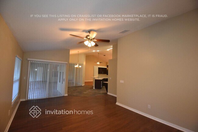 Building Photo - 1688 Sweetwater W Cir