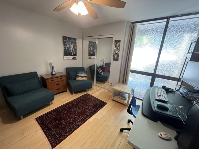 Foto del edificio - 2208 S Quincy St