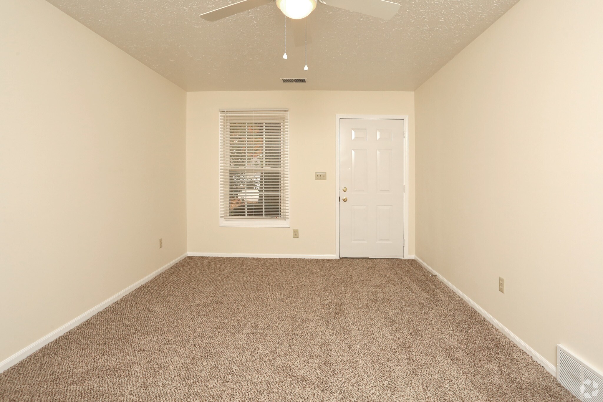 Condos on Gurley – photo 5