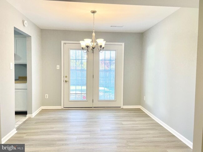 Building Photo - 1306 Mistyvale St