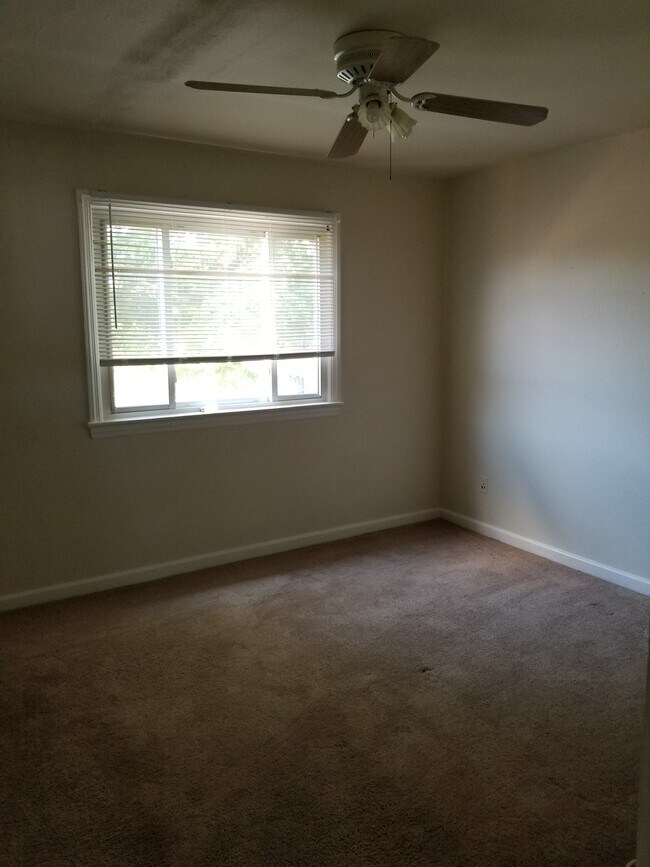 2568 Iverson St Unit 2568, Temple Hills, MD 20748 Condo for Rent in Temple Hills, MD