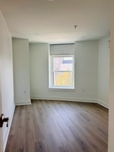 Building Photo - 169 Merrimack St