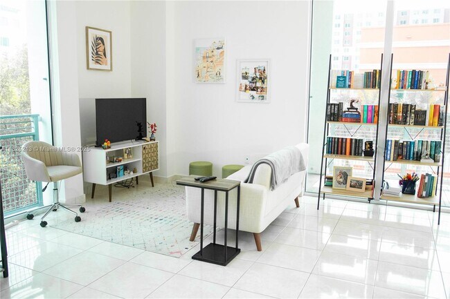 Foto del edificio - 350 NE 24th St