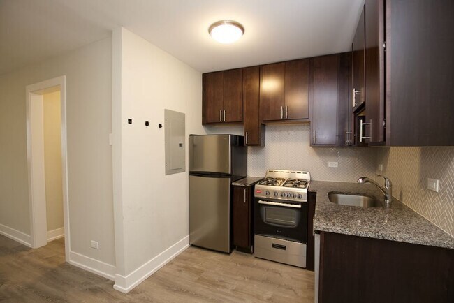 Foto del edificio - 530 W Surf St