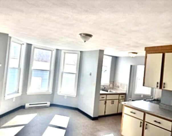 Foto del edificio - 57 Rogers Ave