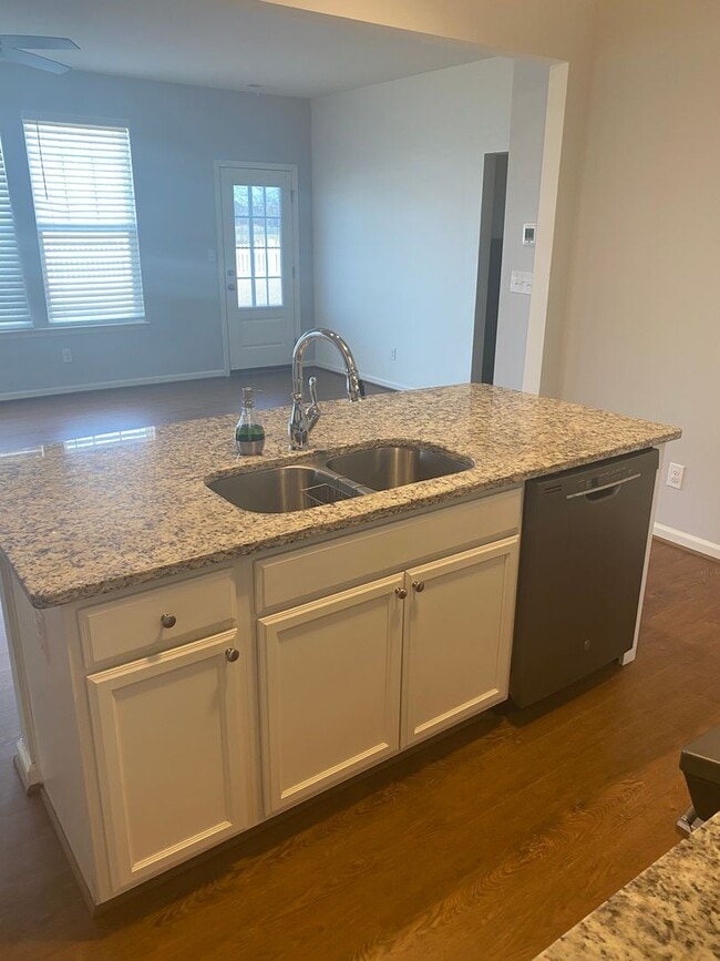 Building Photo - 3416 Copper Creek Ln