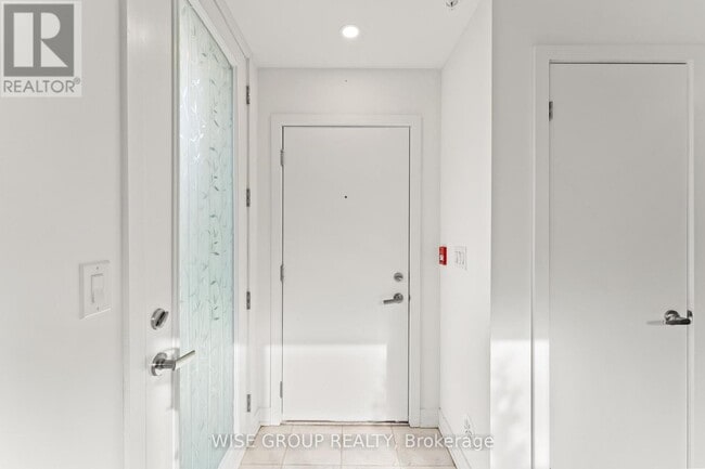 Building Photo - 3476 Widdicombe Way