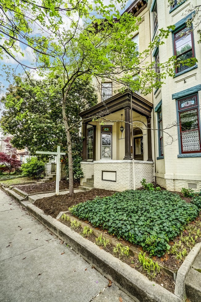 Foto del edificio - 1629 W Grace St