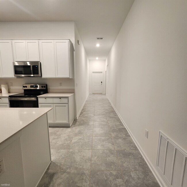 Building Photo - 3 br, 2 bath House - 1057 Holden Way