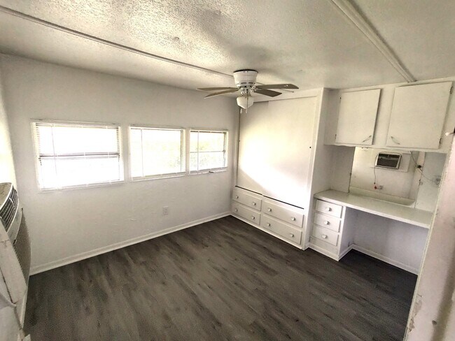 Foto del edificio - 900 9th Ave E