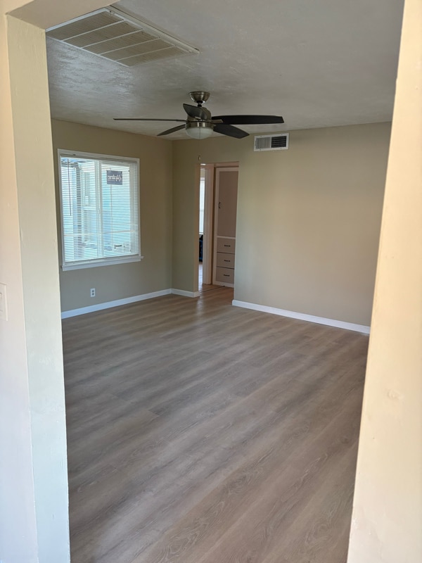 Building Photo - 607 Linda Vista Dr