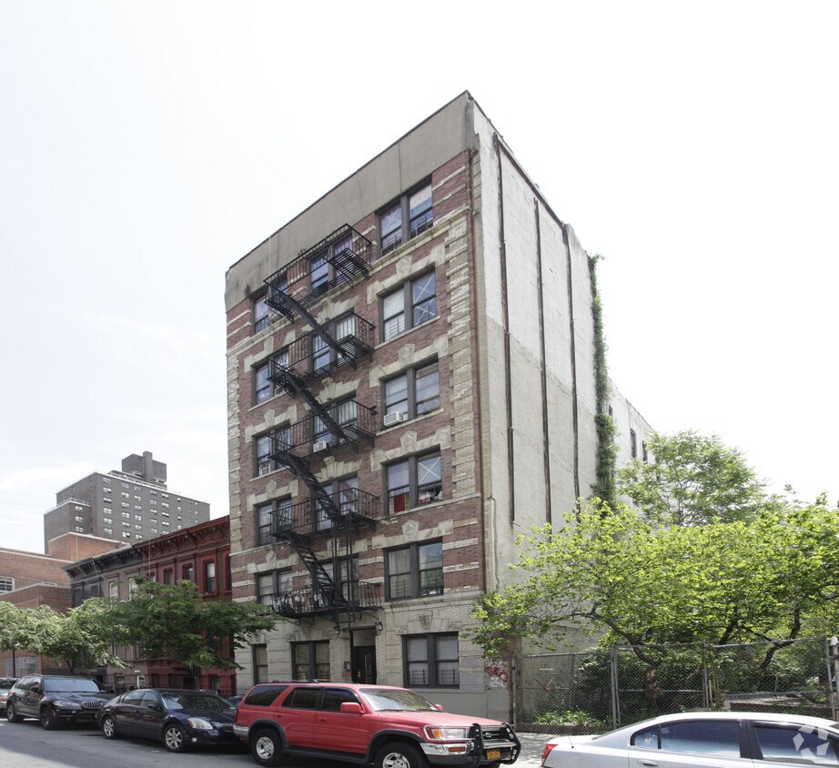 212- 214 E 105th St - 212-214 E 105th St