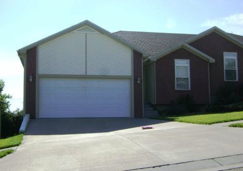 Primary Photo - 3 bedroom 3 bath, 2car gar, balcony deck a...