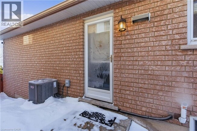 Building Photo - 48 Alexsia Ct