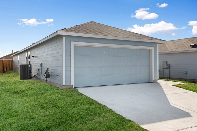 Foto del edificio - 3415 Rock Ml Dm